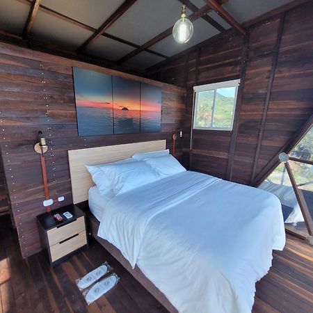 321 Surprise Beach House And Glamping Archibolds エクステリア 写真
