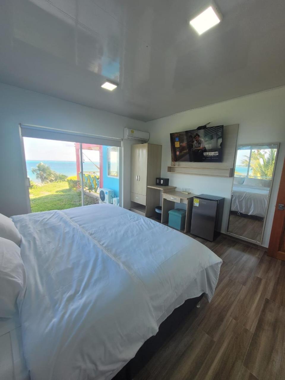 321 Surprise Beach House And Glamping Archibolds エクステリア 写真